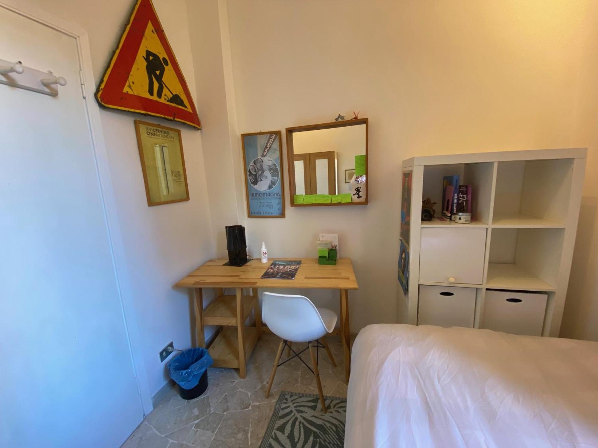 Apartment Monolocale Robbia Florenz